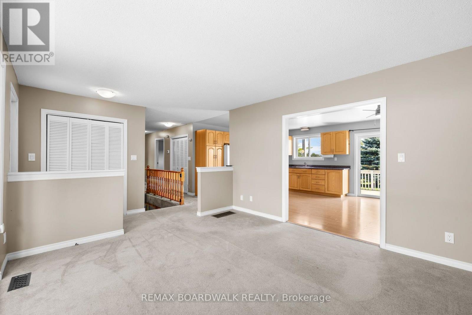 189 Arnold Drive, Perth, ON - Indoor