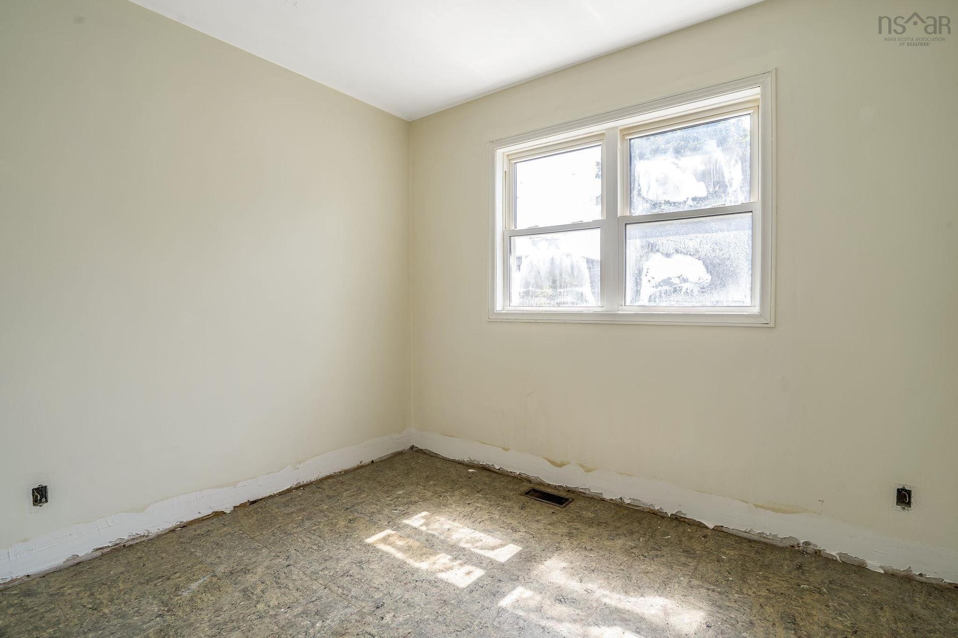 60 Thornhill Drive, Spryfield, NS - Indoor Photo Showing Other Room