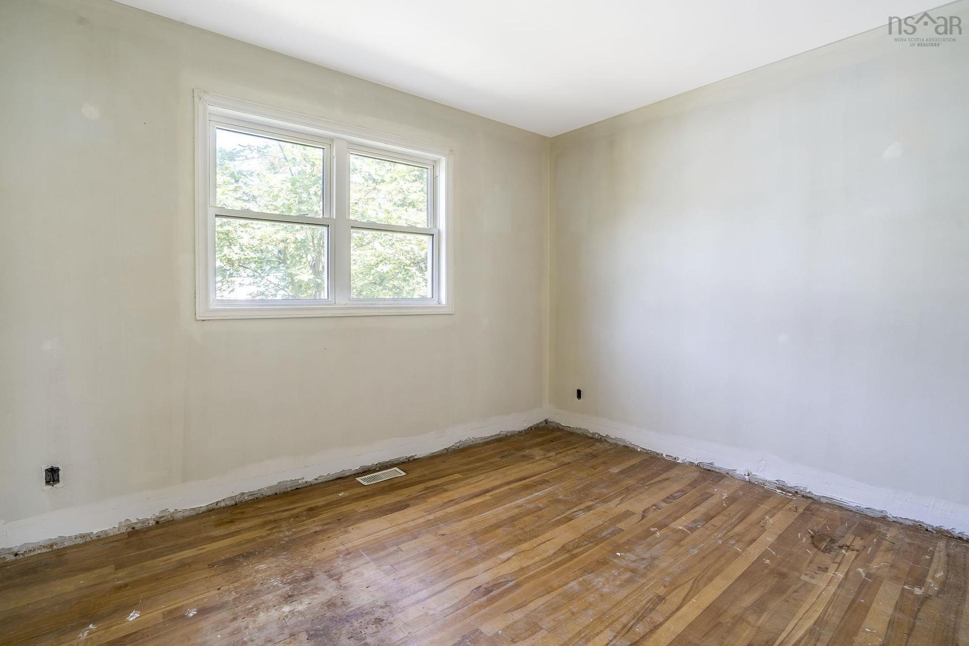 60 Thornhill Drive, Spryfield, NS - Indoor Photo Showing Other Room