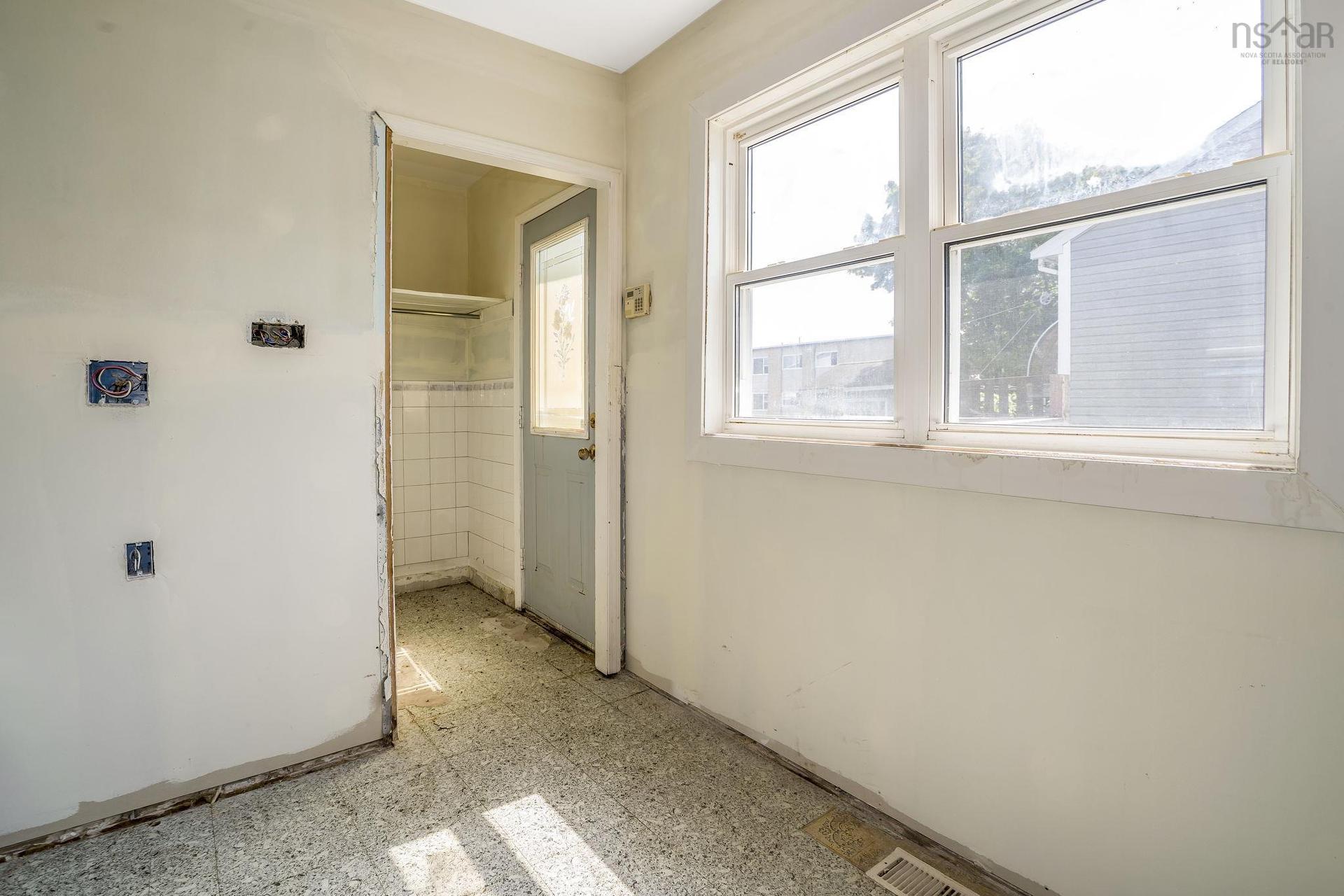 60 Thornhill Drive, Spryfield, NS - Indoor Photo Showing Other Room