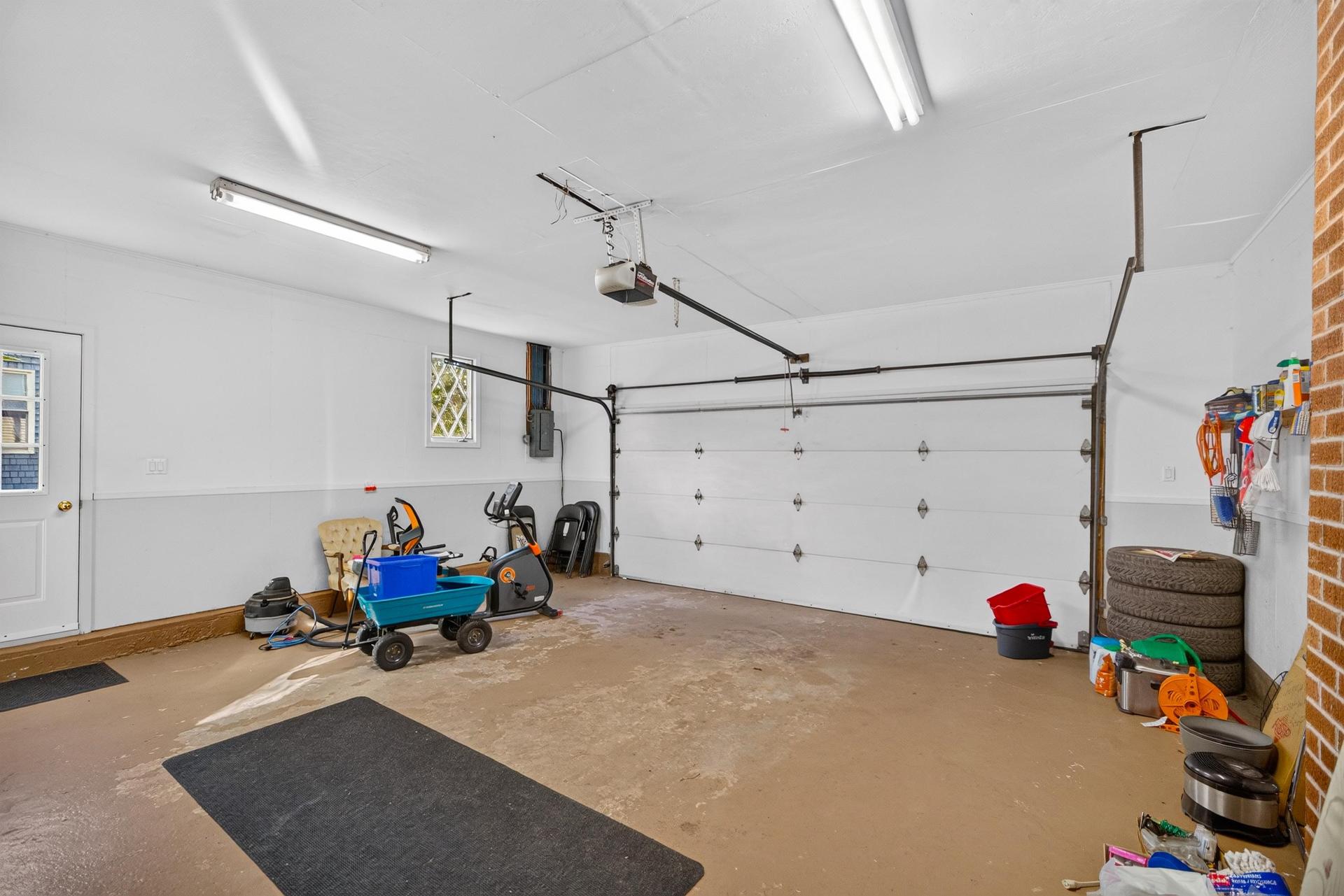 10 Battery Point Drive, Stratford, PE