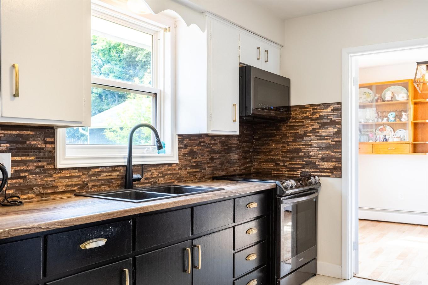6 Spring Lane, Charlottetown, PE - Indoor Photo Showing Kitchen With Double Sink