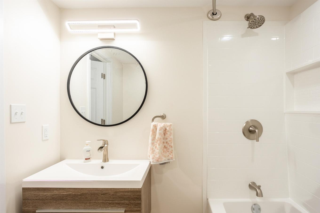 6 Spring Lane, Charlottetown, PE - Indoor Photo Showing Bathroom