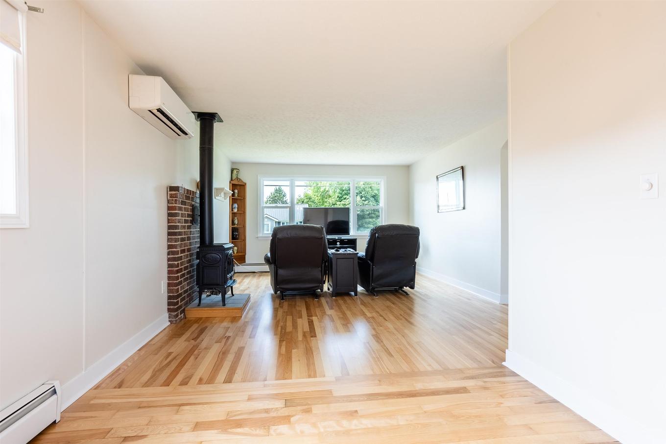 6 Spring Lane, Charlottetown, PE - Indoor