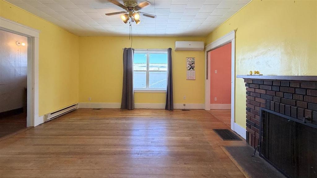 177 East Drive, Summerside, PE - Indoor Photo Showing Other Room With Fireplace