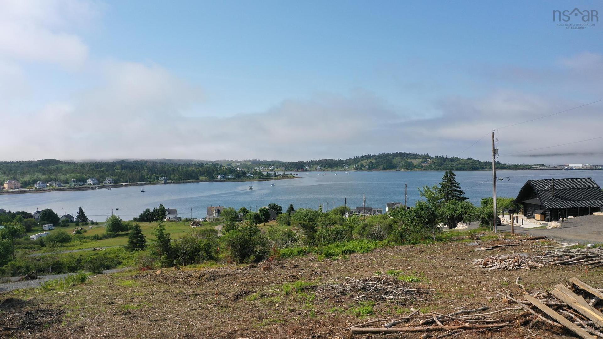 3 Highway 332, Riverport, NS