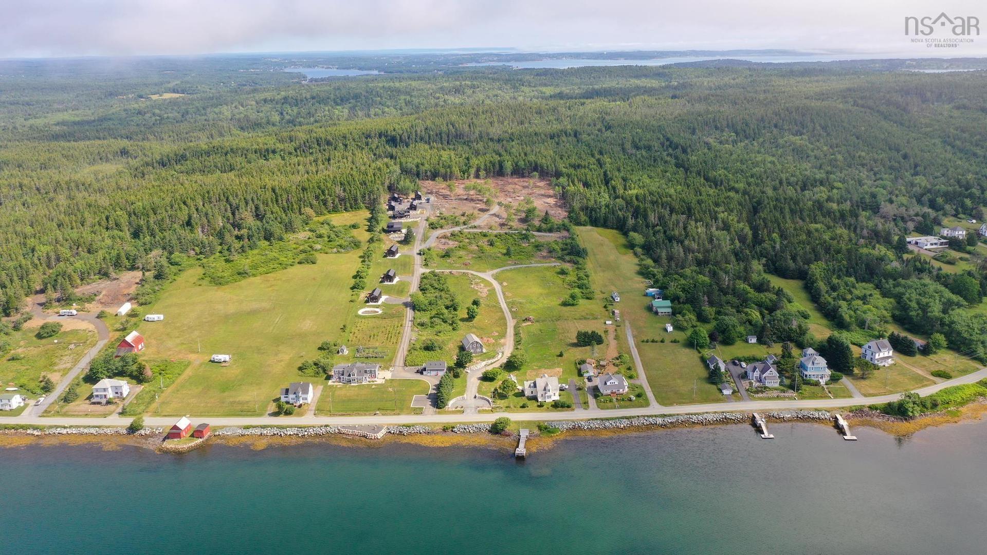 4 Highway 332, Riverport, NS