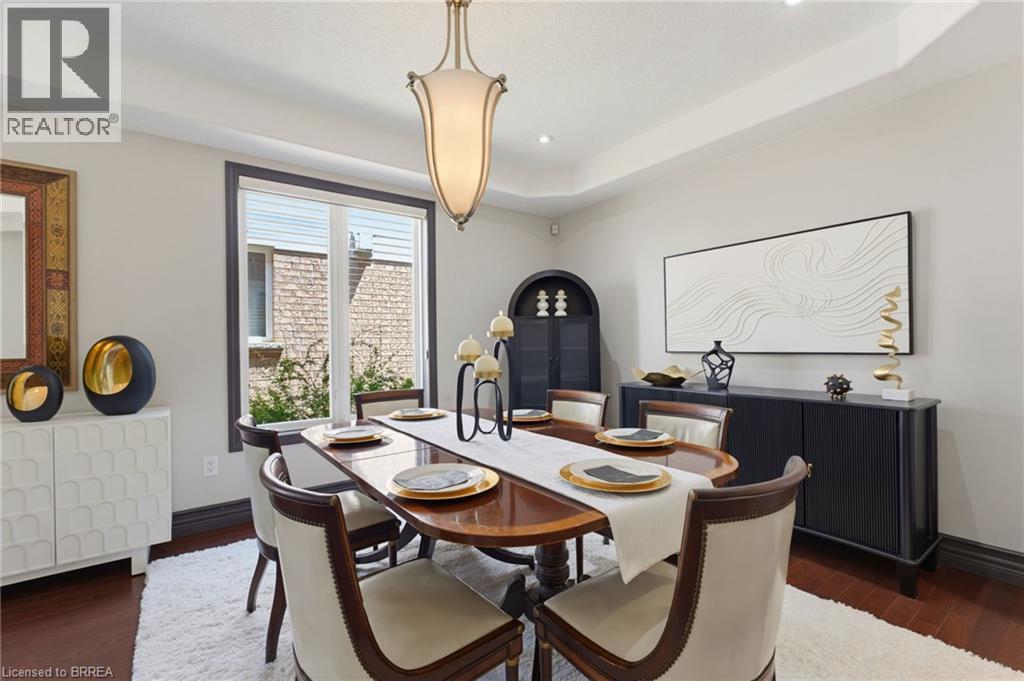 141 Falconridge Drive, Kitchener, ON - Indoor Photo Showing Dining Room
