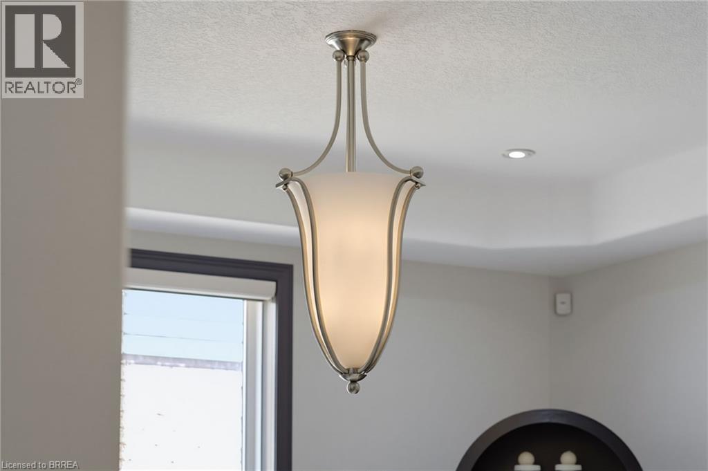 141 Falconridge Drive, Kitchener, ON - Indoor Photo Showing Other Room