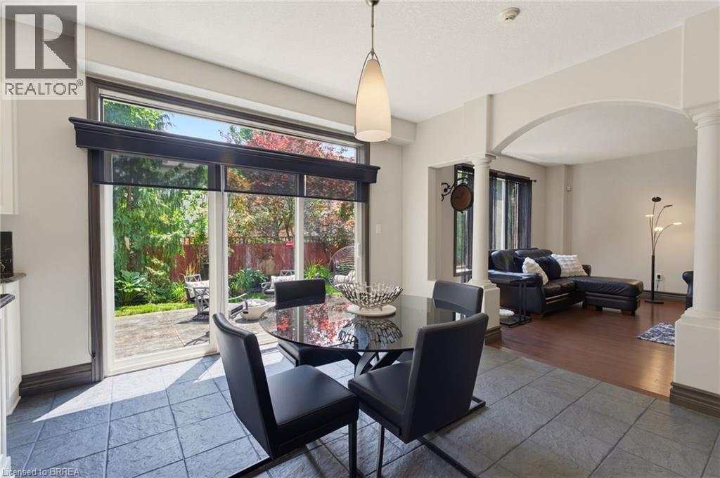 141 Falconridge Drive, Kitchener, ON - Indoor Photo Showing Dining Room