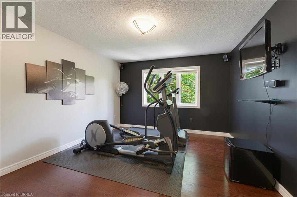 141 Falconridge Drive, Kitchener, ON - Indoor