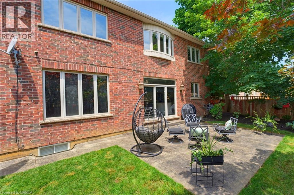 141 Falconridge Drive, Kitchener, ON - Outdoor With Exterior