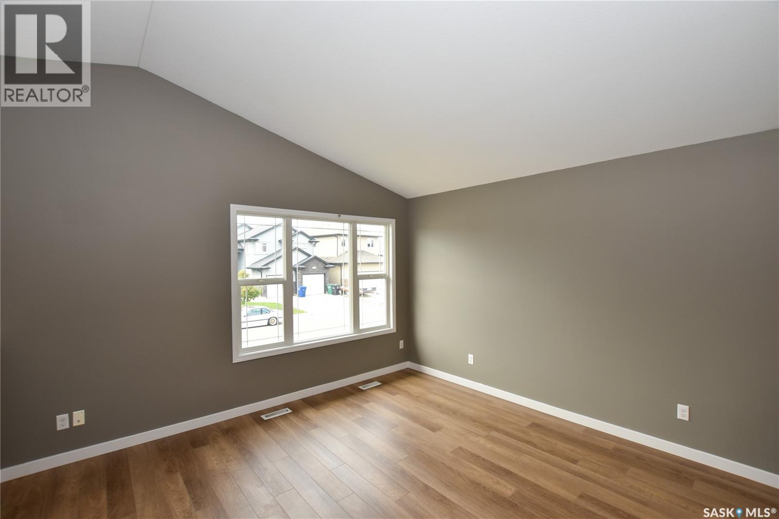 106 Geary Crescent, Saskatoon, SK - Indoor Photo Showing Other Room