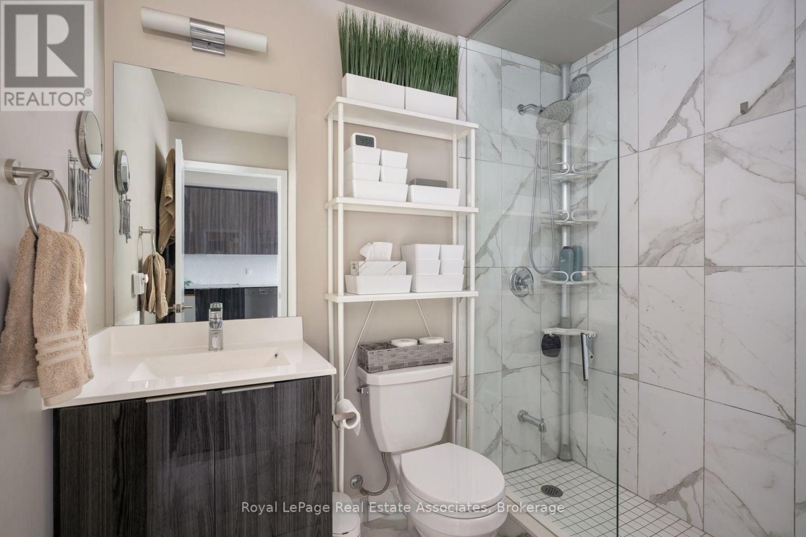 Bathroom - 6104 - 30 Shore Breeze Drive, Toronto, ON - Indoor Photo Showing Bathroom
