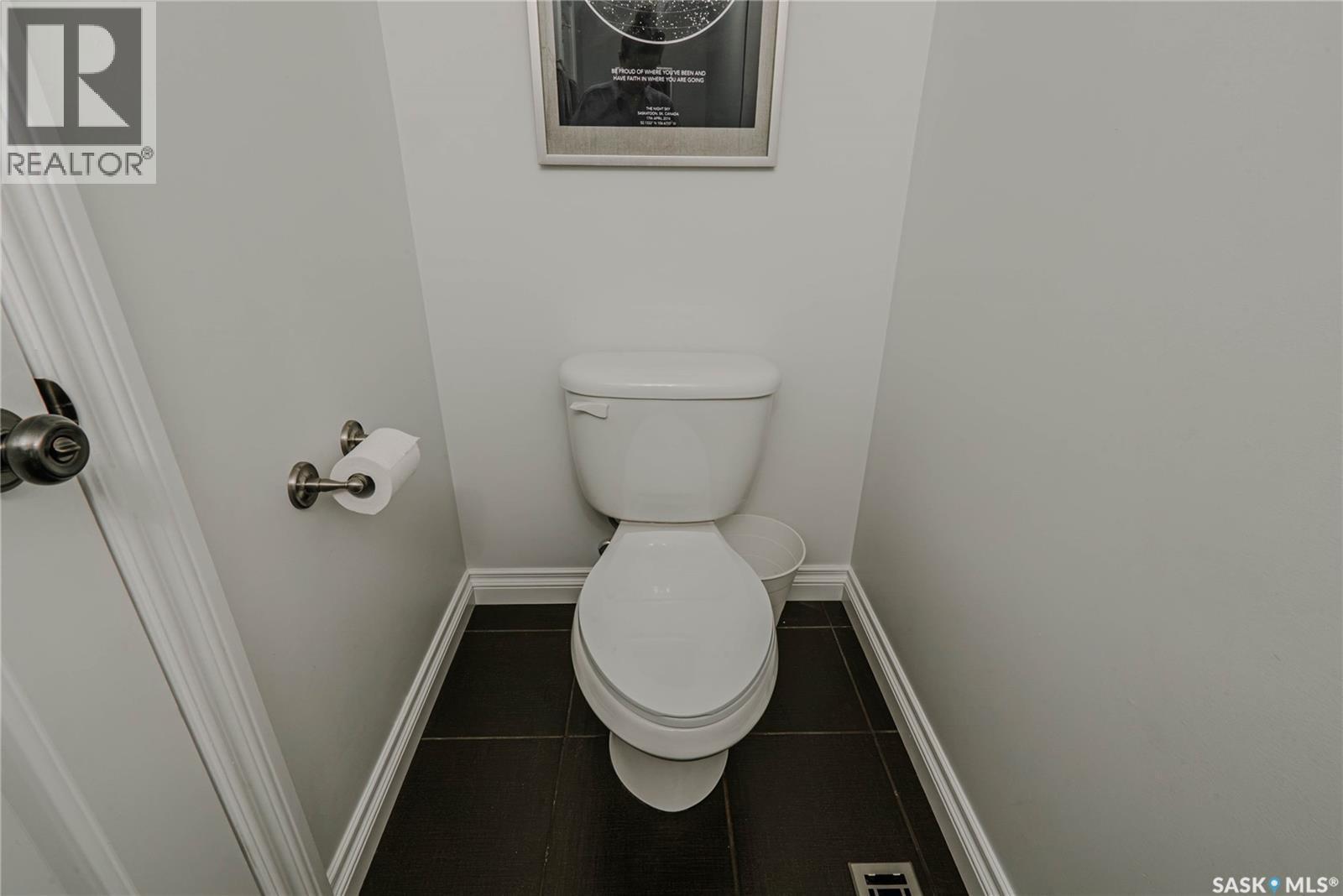 400 Stone Terrace, Martensville, SK - Indoor Photo Showing Bathroom