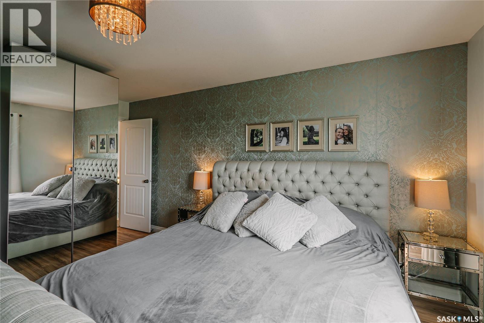 400 Stone Terrace, Martensville, SK - Indoor Photo Showing Bedroom