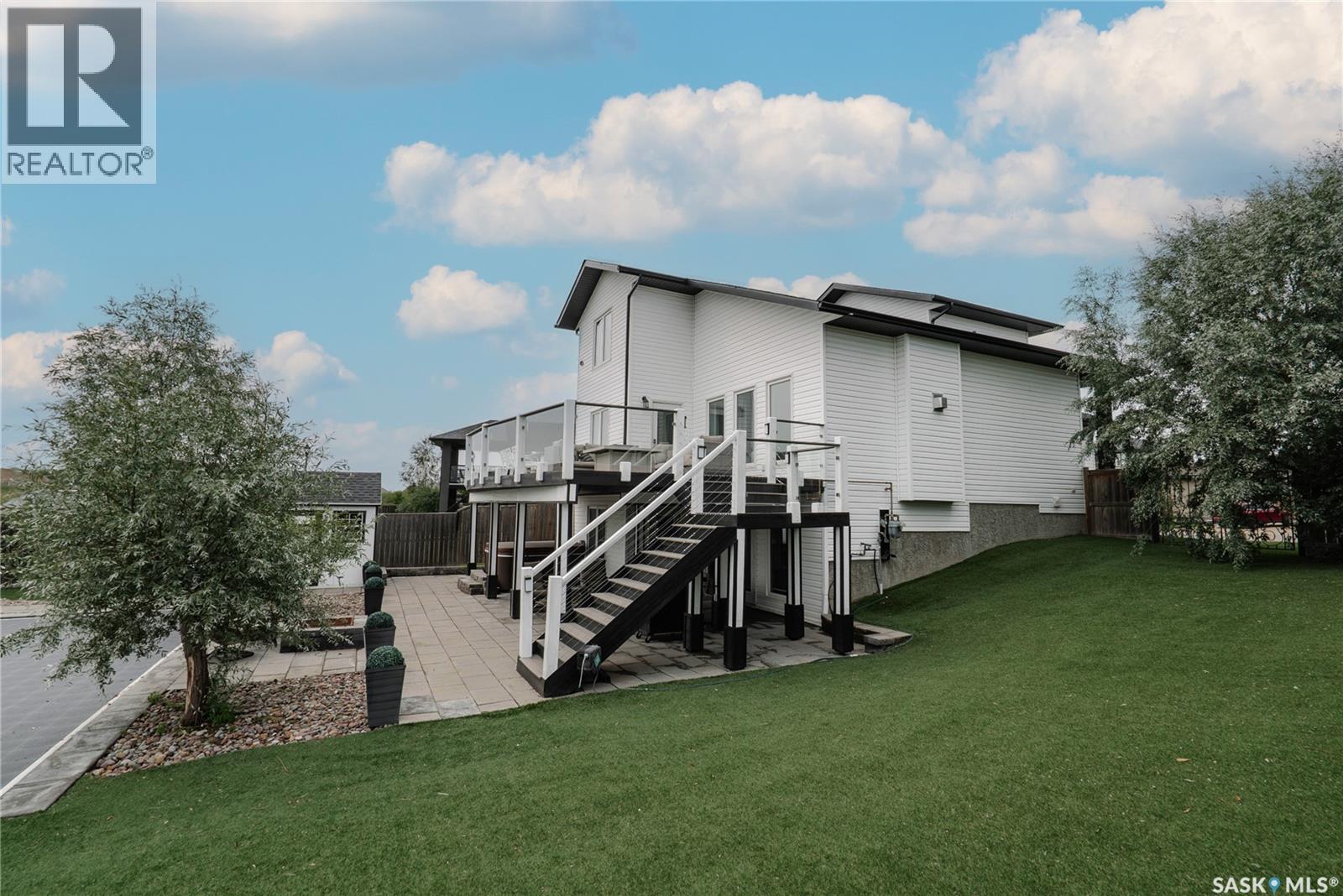 400 Stone Terrace, Martensville, SK - Outdoor