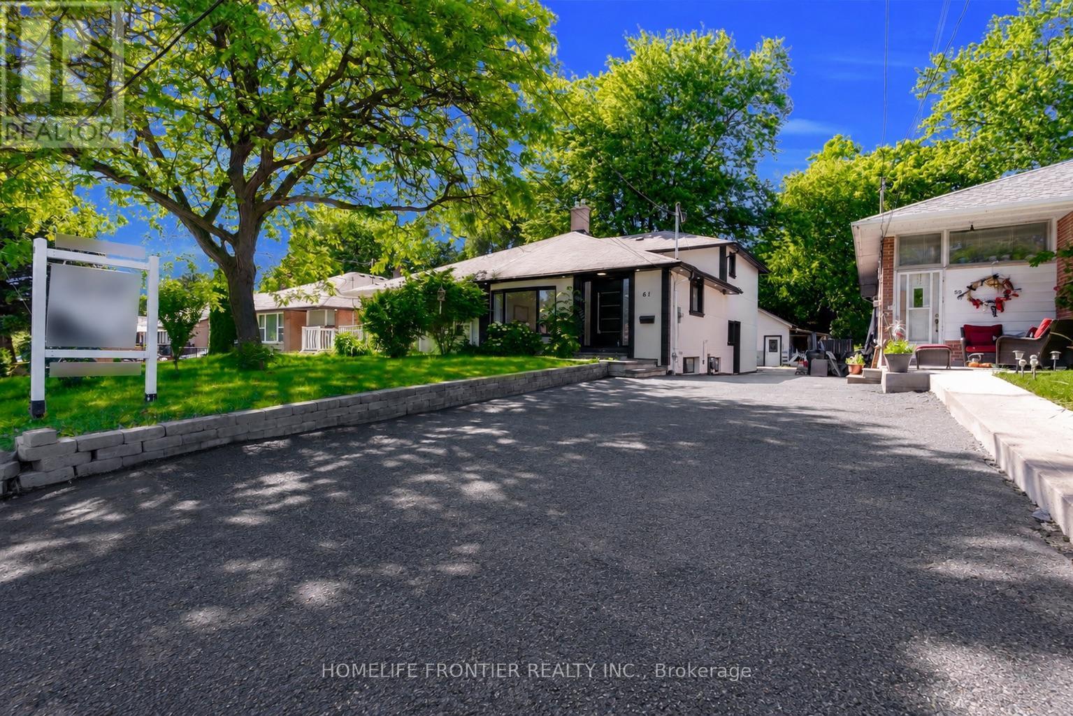 61 Sundial Crescent, Toronto, ON - Outdoor