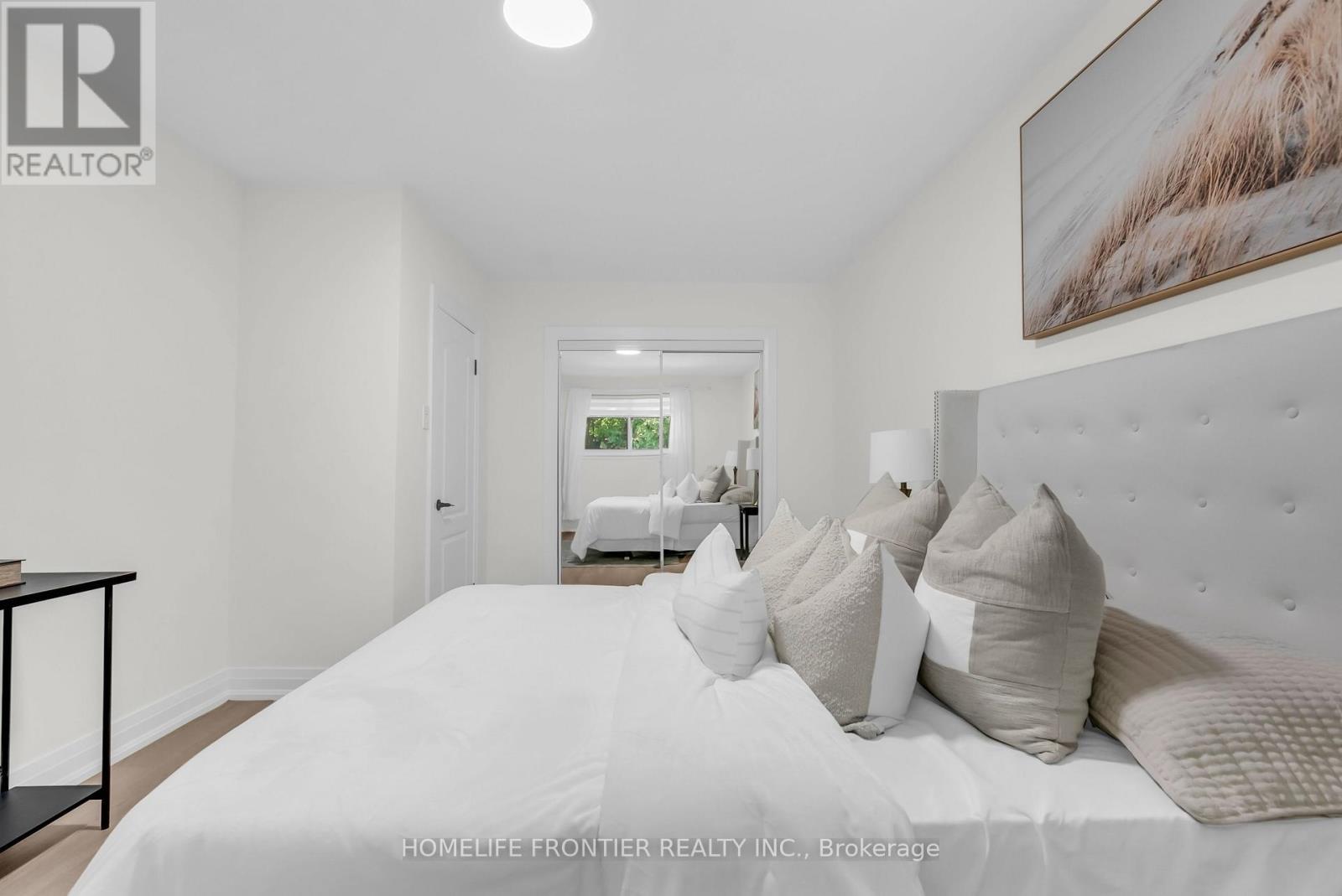 61 Sundial Crescent, Toronto, ON - Indoor Photo Showing Bedroom