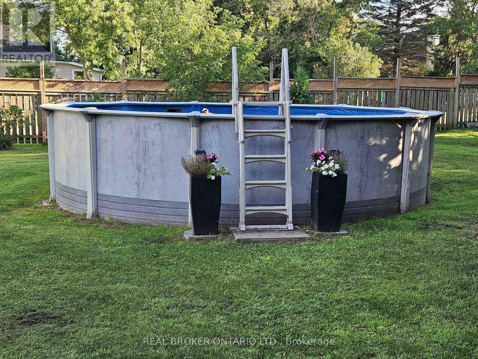 Above ground Pool - 312 Old Guelph Road, Hamilton, ON