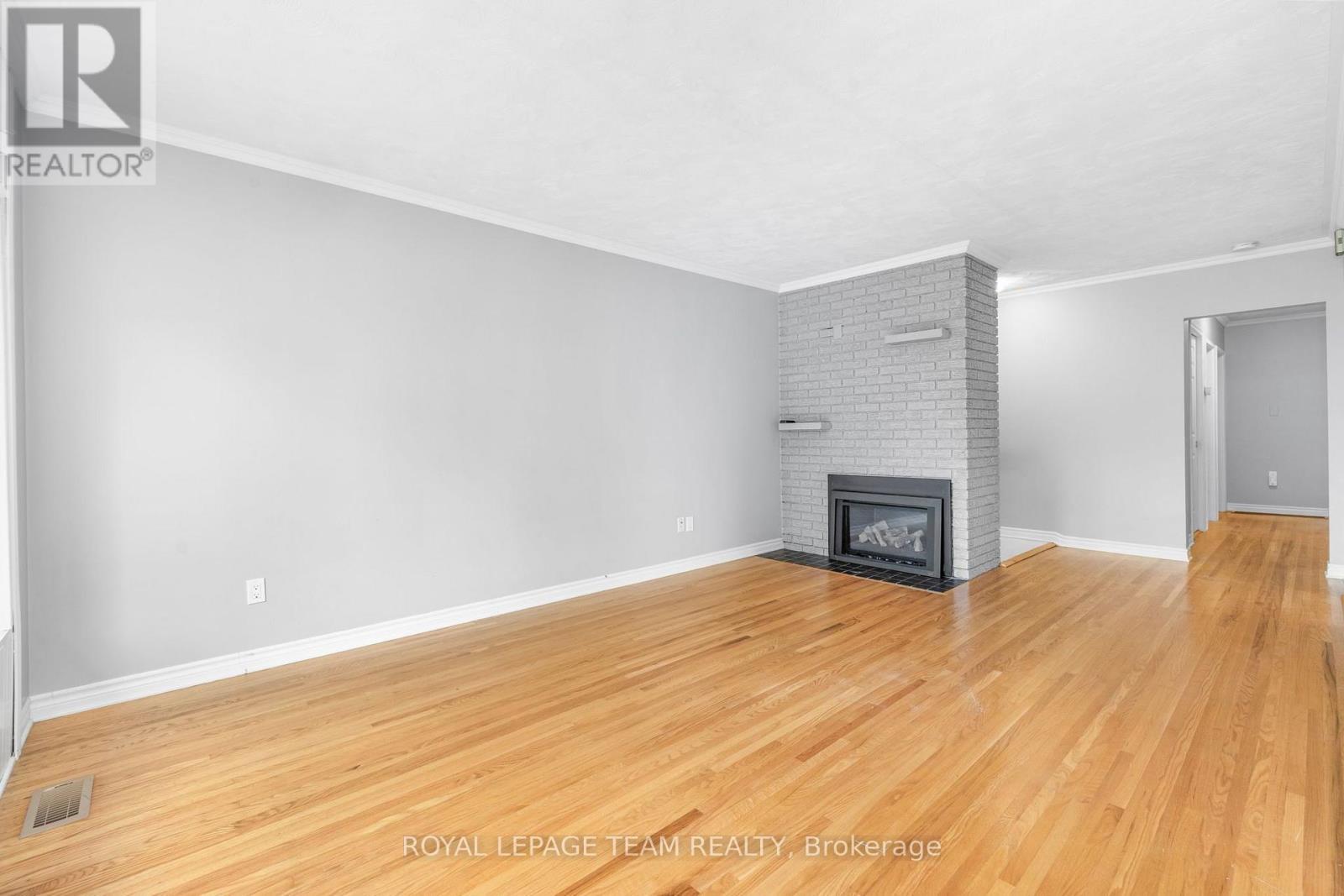 2349 Edwin Crescent, Ottawa, ON - Indoor With Fireplace