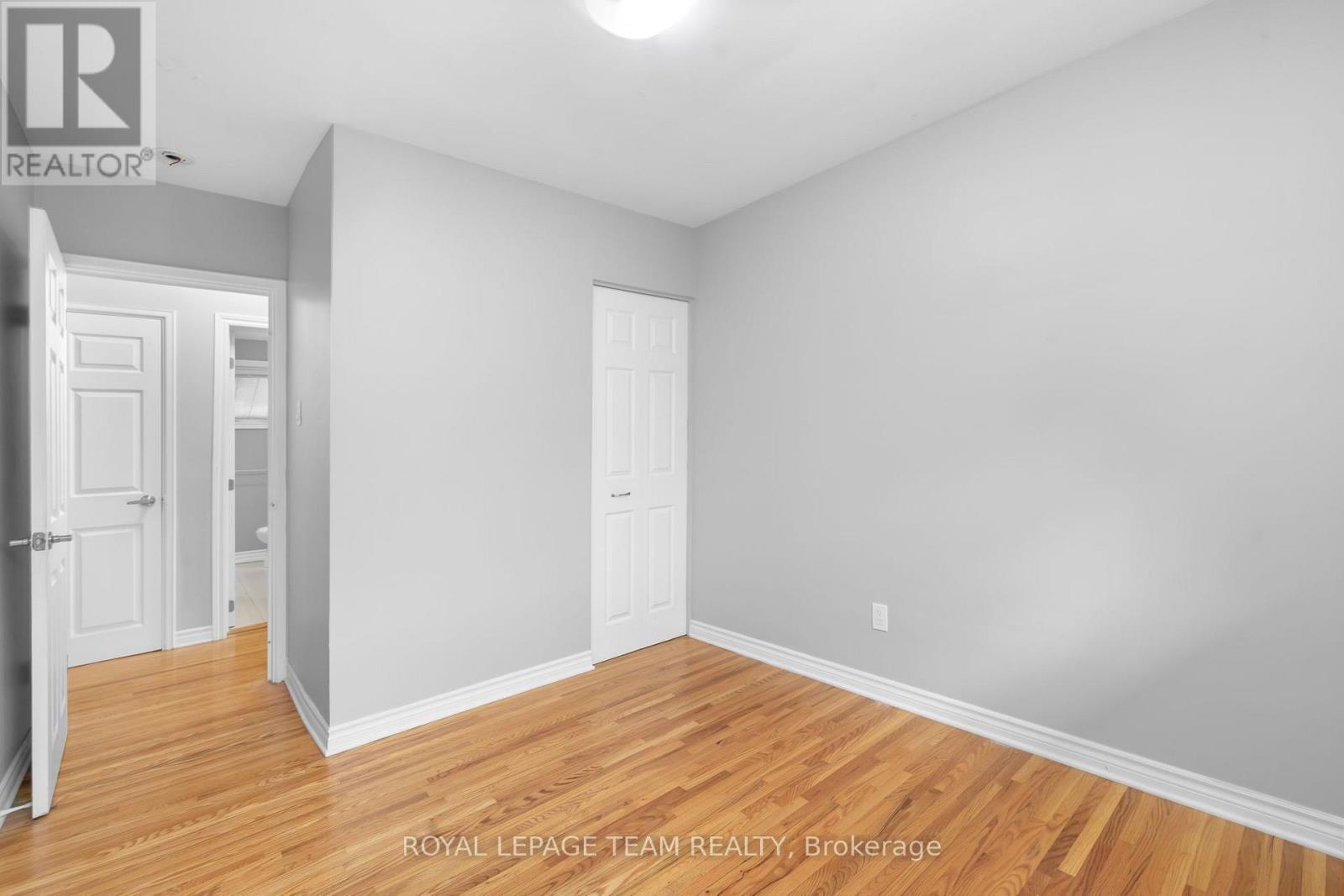 2349 Edwin Crescent, Ottawa, ON - Indoor Photo Showing Other Room