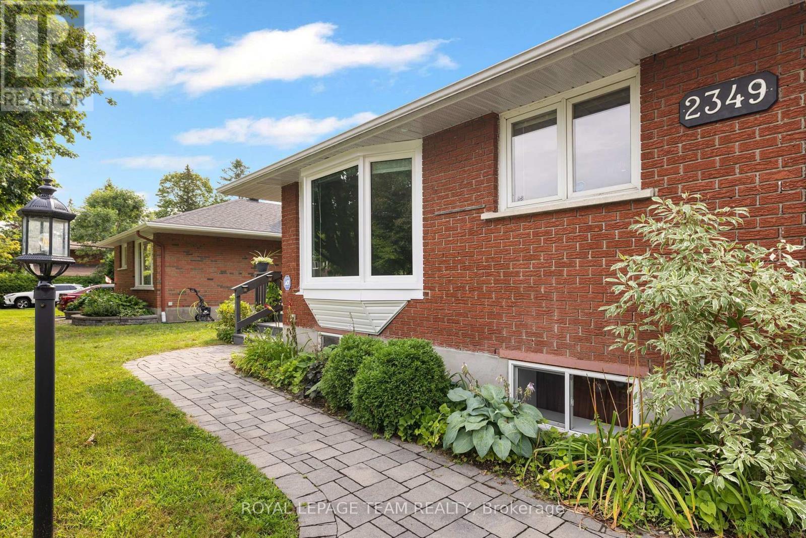 2349 Edwin Crescent, Ottawa, ON - Outdoor With Exterior