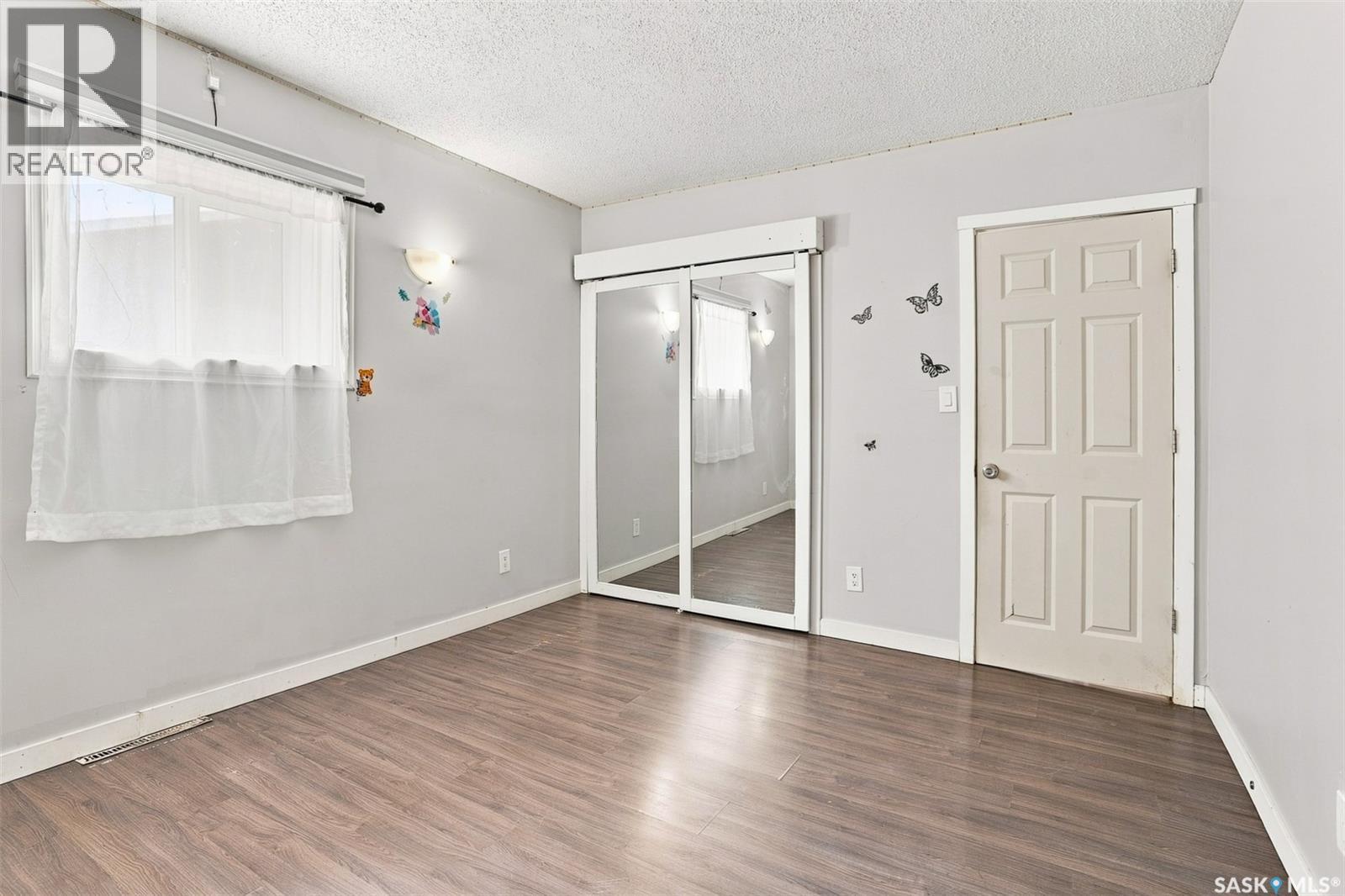 1539 B Avenue N, Saskatoon, SK - Indoor Photo Showing Other Room
