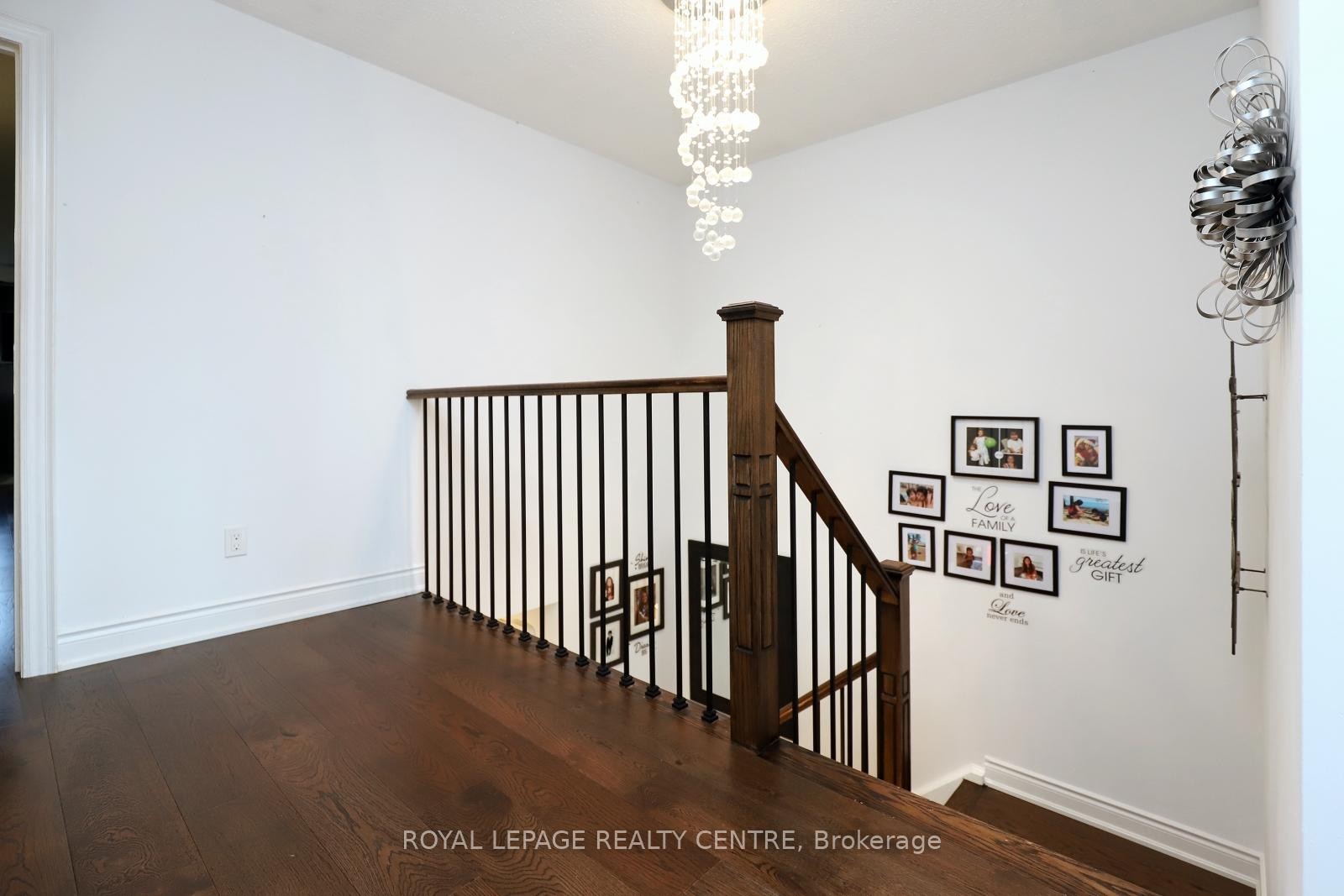 598 Pilcom Court, Mississauga, ON - Indoor Photo Showing Other Room