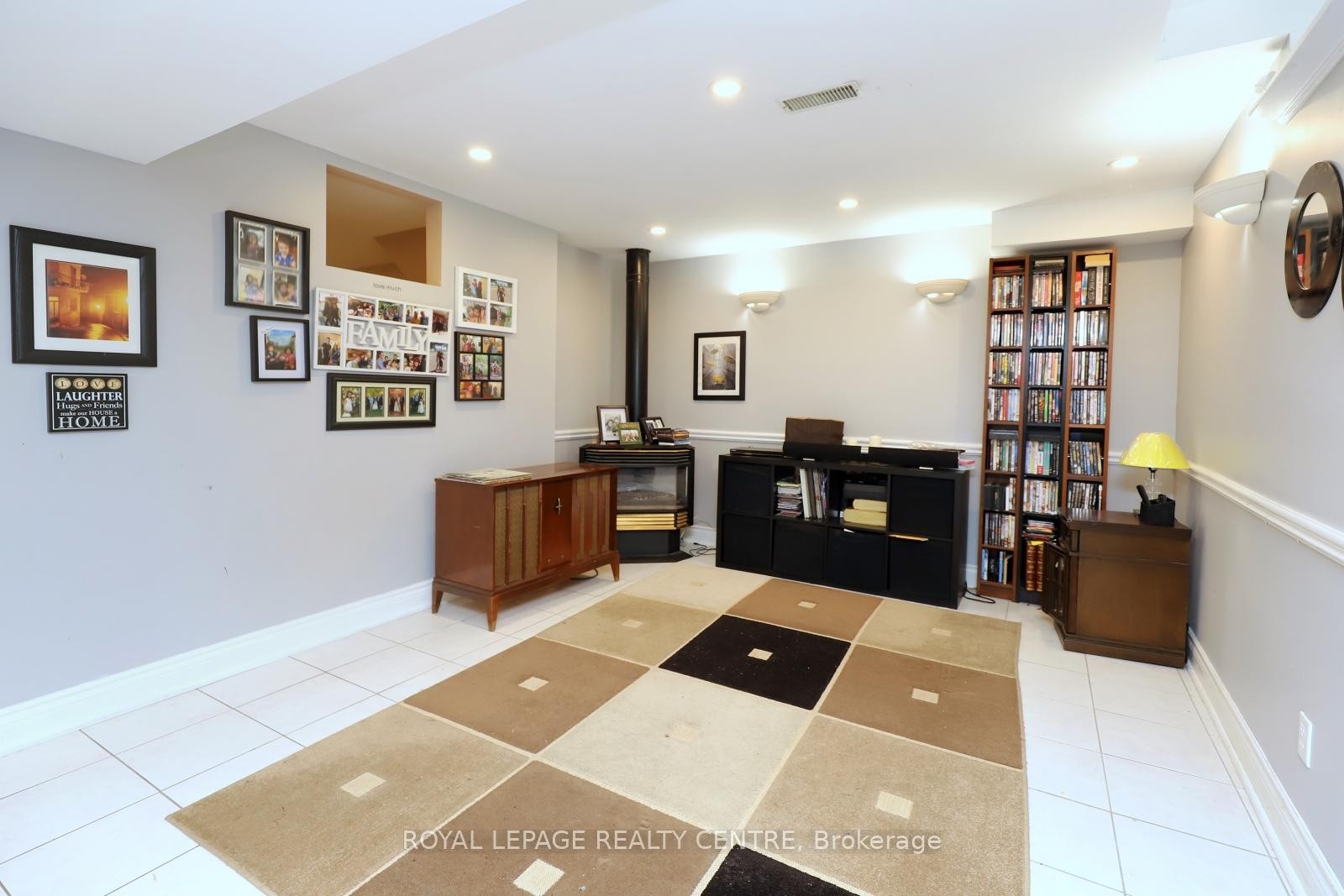 598 Pilcom Court, Mississauga, ON - Indoor Photo Showing Other Room