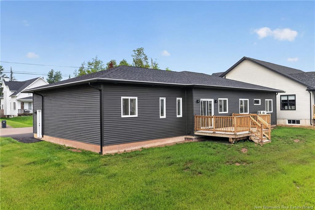 66 Bouchard St, Dieppe, NB