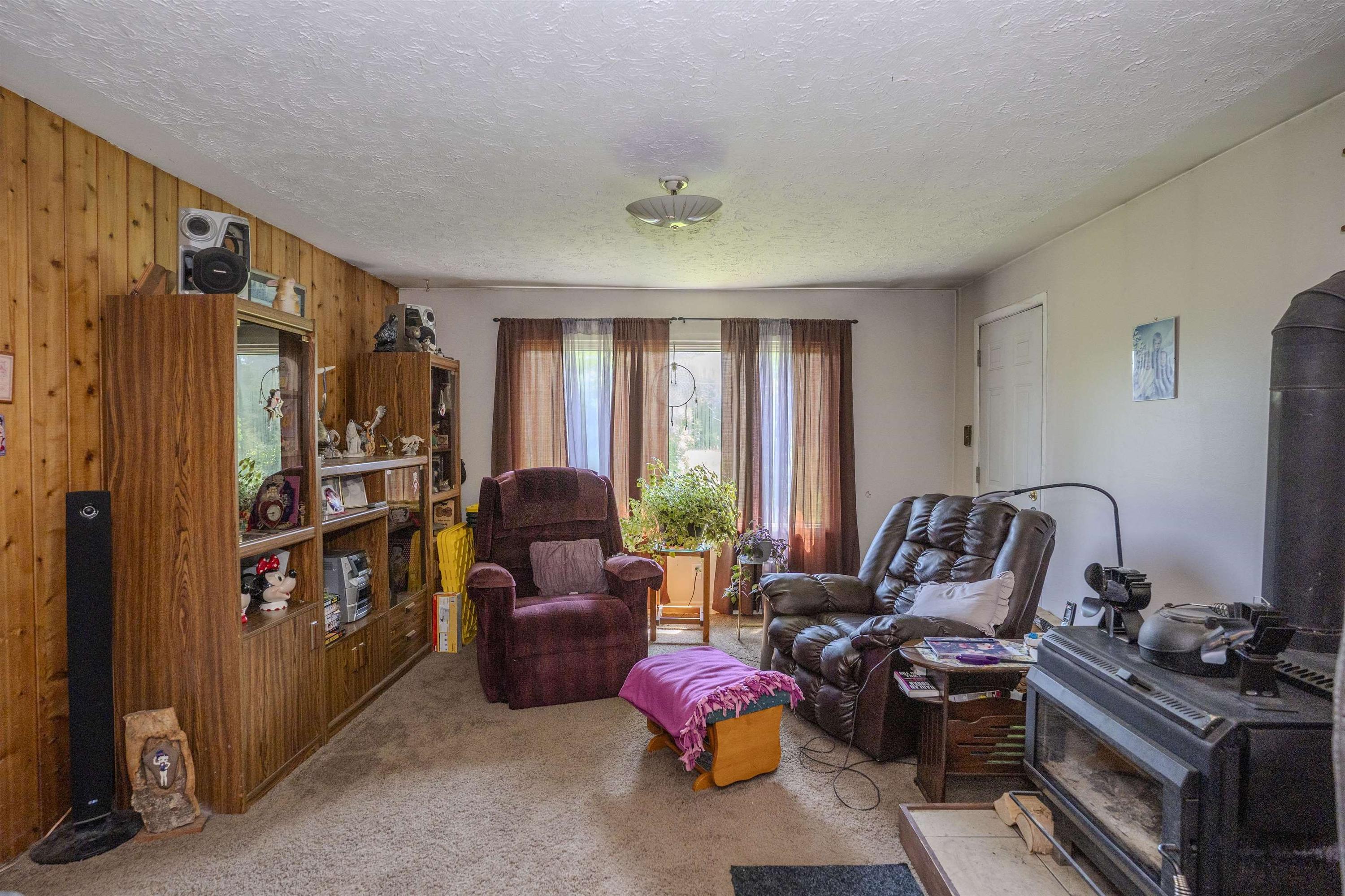 6365 Mapleward Road, Thunder Bay, ON