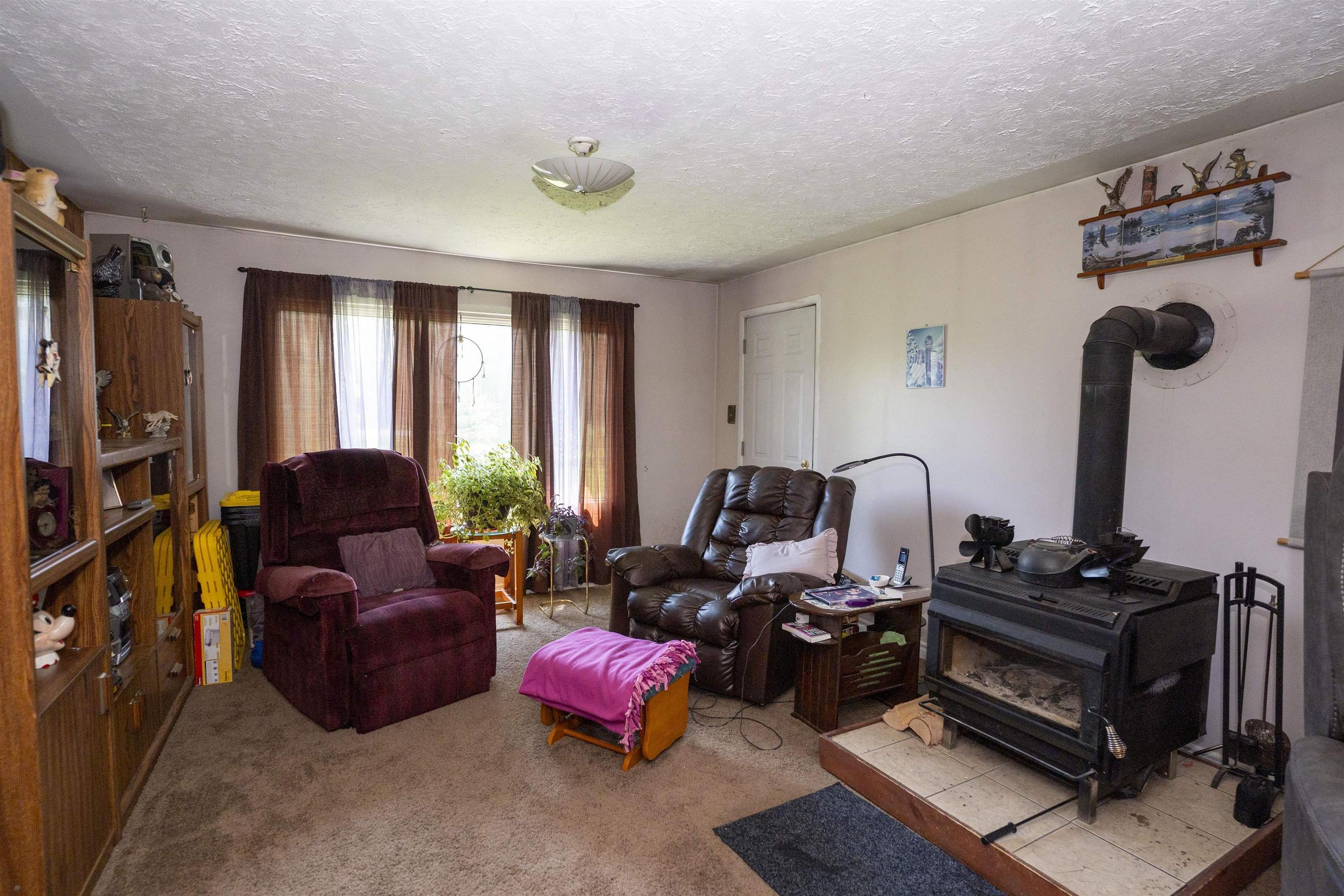 6365 Mapleward Road, Thunder Bay, ON
