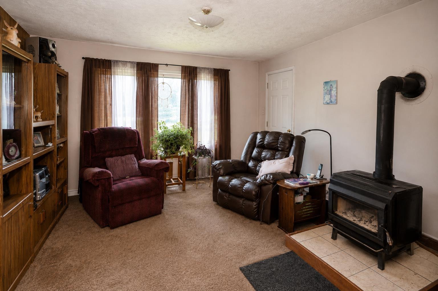 6365 Mapleward Road, Thunder Bay, ON