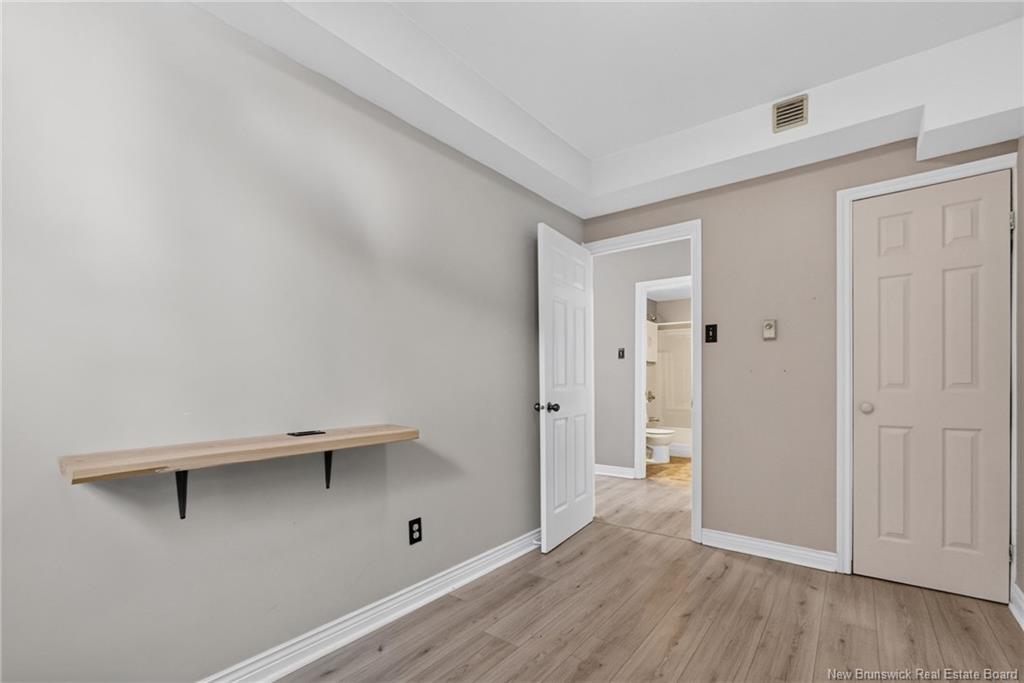 90-92 Edward St, Moncton, NB - Indoor Photo Showing Other Room