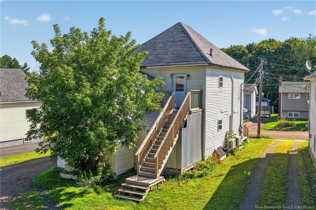 90-92 Edward St, Moncton, NB - Outdoor