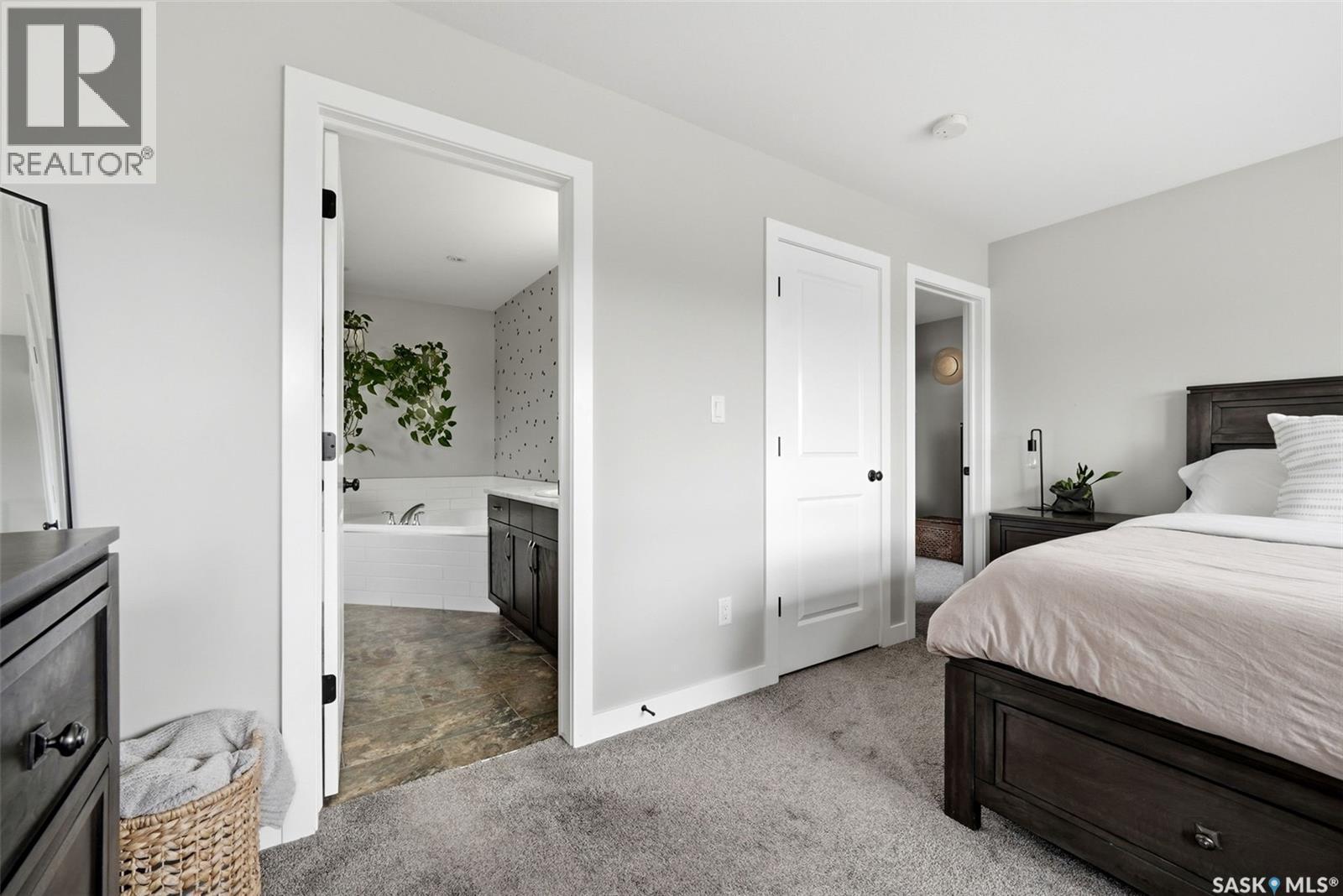 5565 Norseman Crescent, Regina, SK - Indoor Photo Showing Bedroom