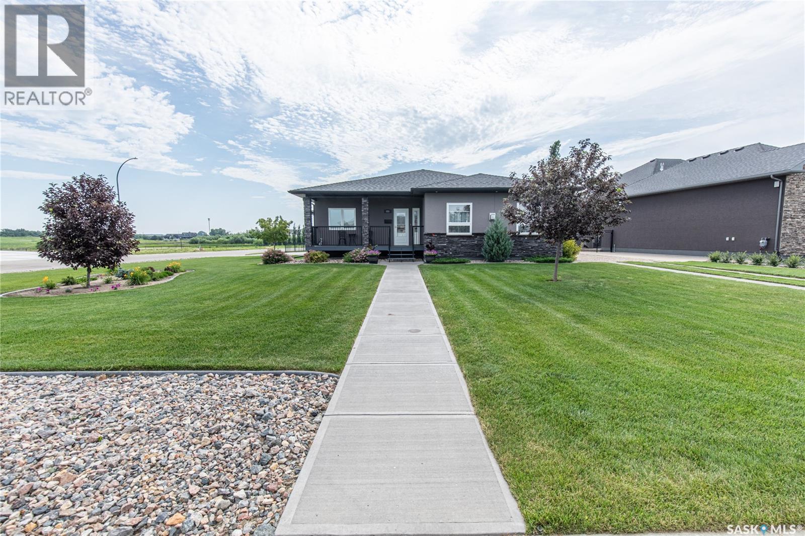 111 Iron Bridge Drive, Moose Jaw, SK - Outdoor With Deck Patio Veranda