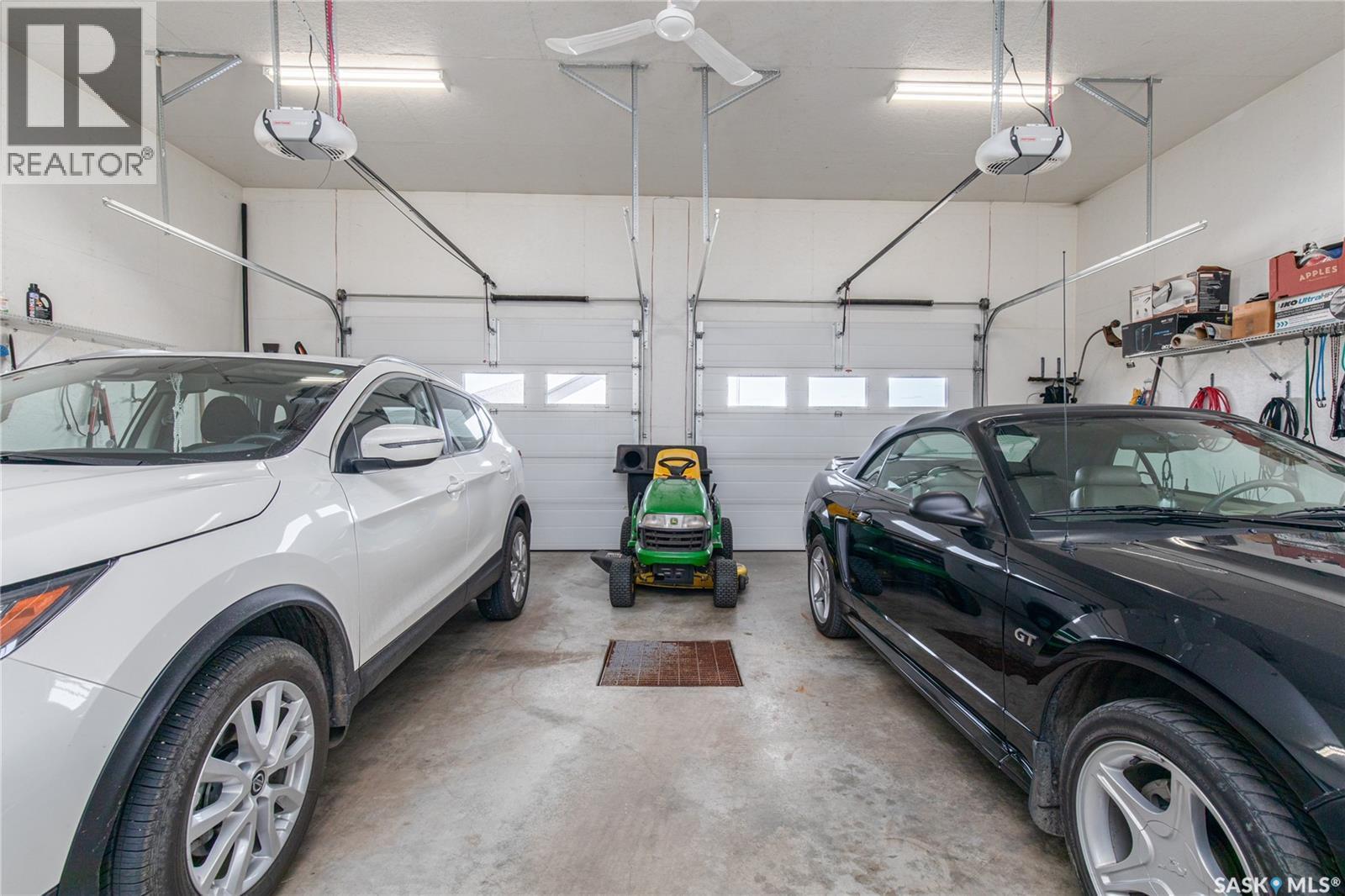 111 Iron Bridge Drive, Moose Jaw, SK - Indoor Photo Showing Garage