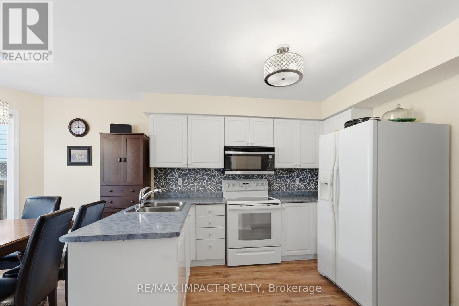 106 Mcfeeters Crescent, Clarington, ON - Indoor Photo Showing Kitchen With Double Sink