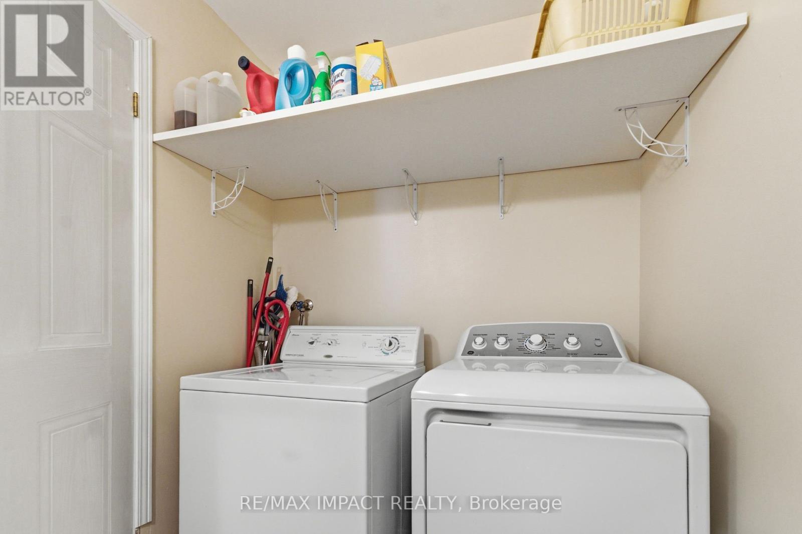 106 Mcfeeters Crescent, Clarington, ON - Indoor Photo Showing Laundry Room