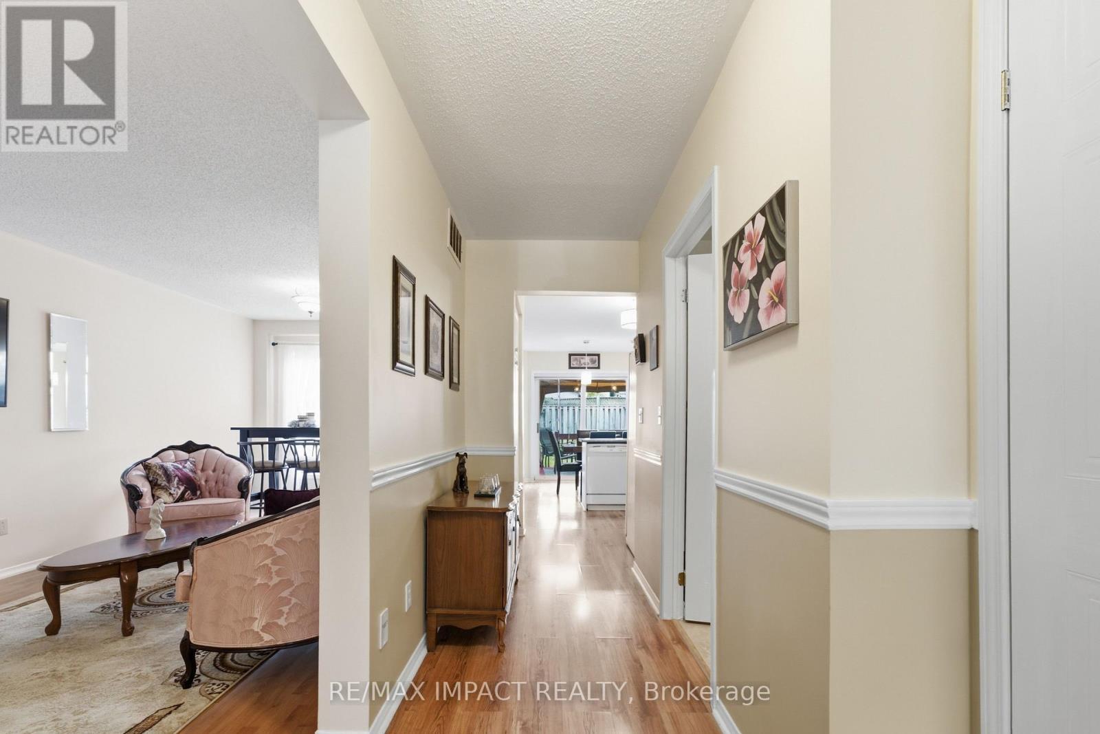 106 Mcfeeters Crescent, Clarington, ON - Indoor Photo Showing Other Room