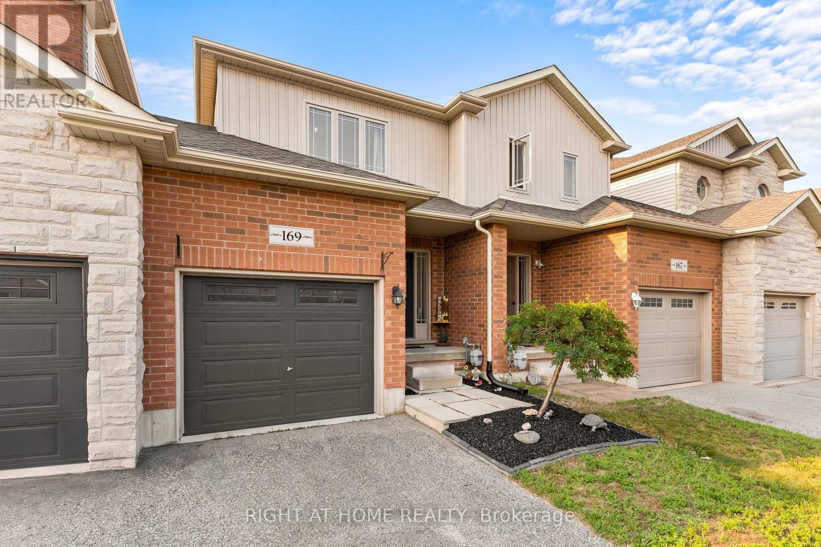 169 Banting Crescent, Essa, ON - Outdoor