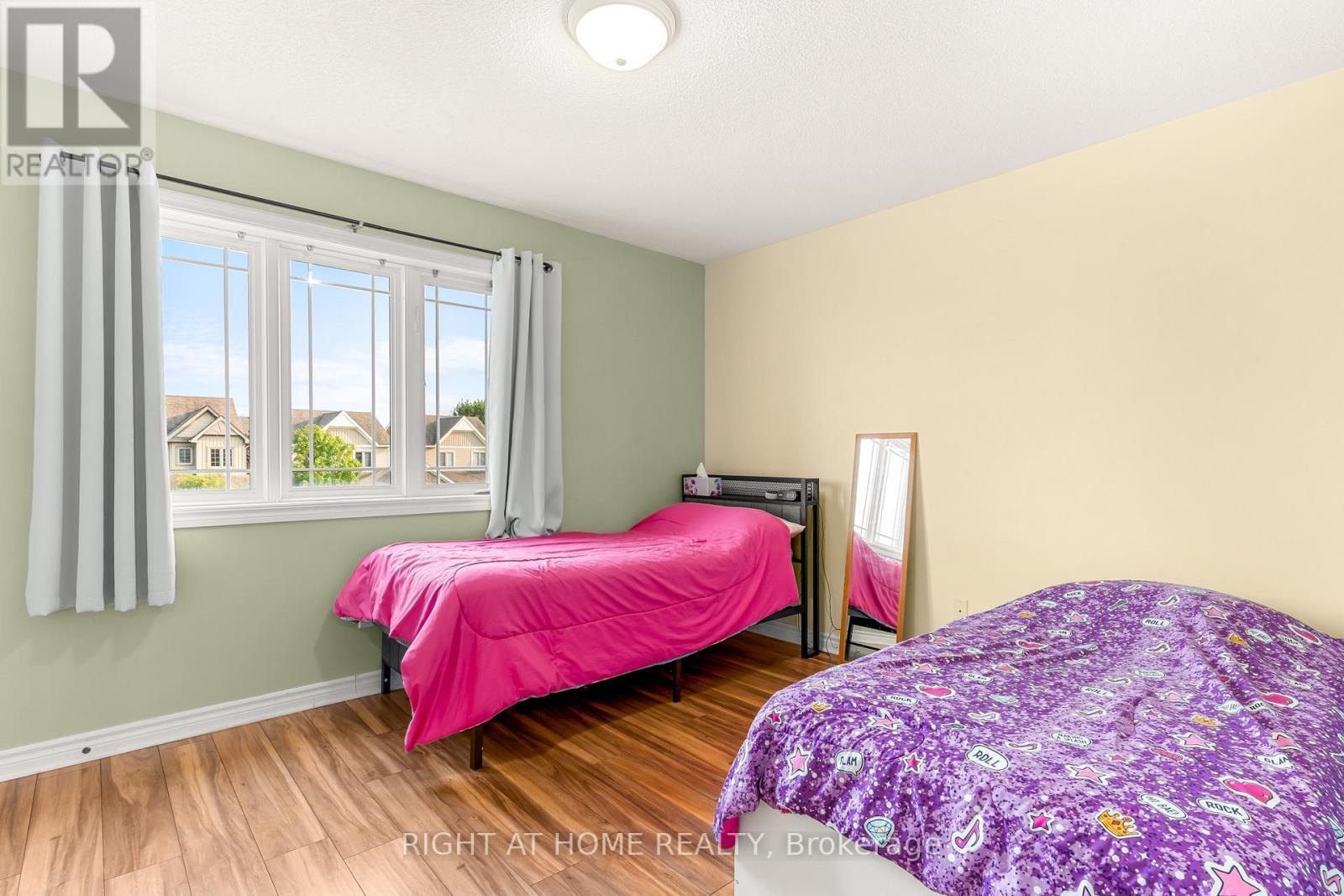 169 Banting Crescent, Essa, ON - Indoor Photo Showing Bedroom