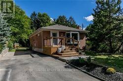 45 BAYVIEW PARKWAY Newmarket, ON L3Y 3W2