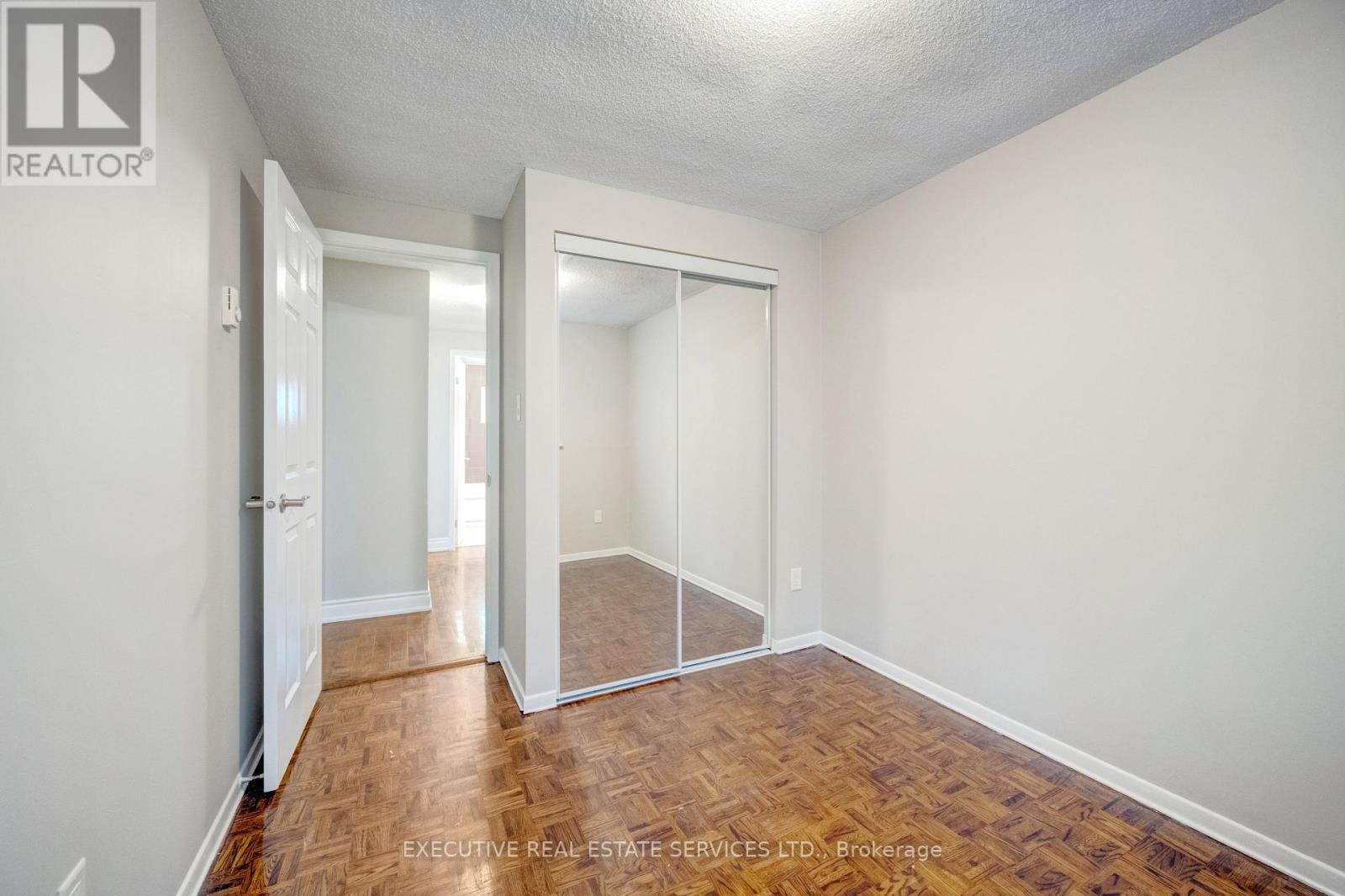 68 Briar Path Nw, Brampton, ON - Indoor Photo Showing Other Room