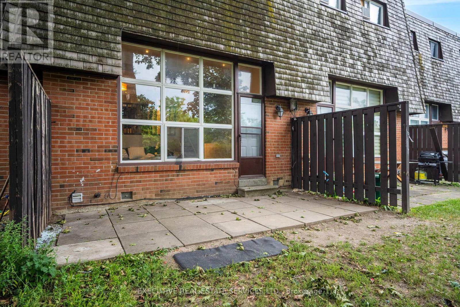 68 Briar Path Nw, Brampton, ON - Outdoor