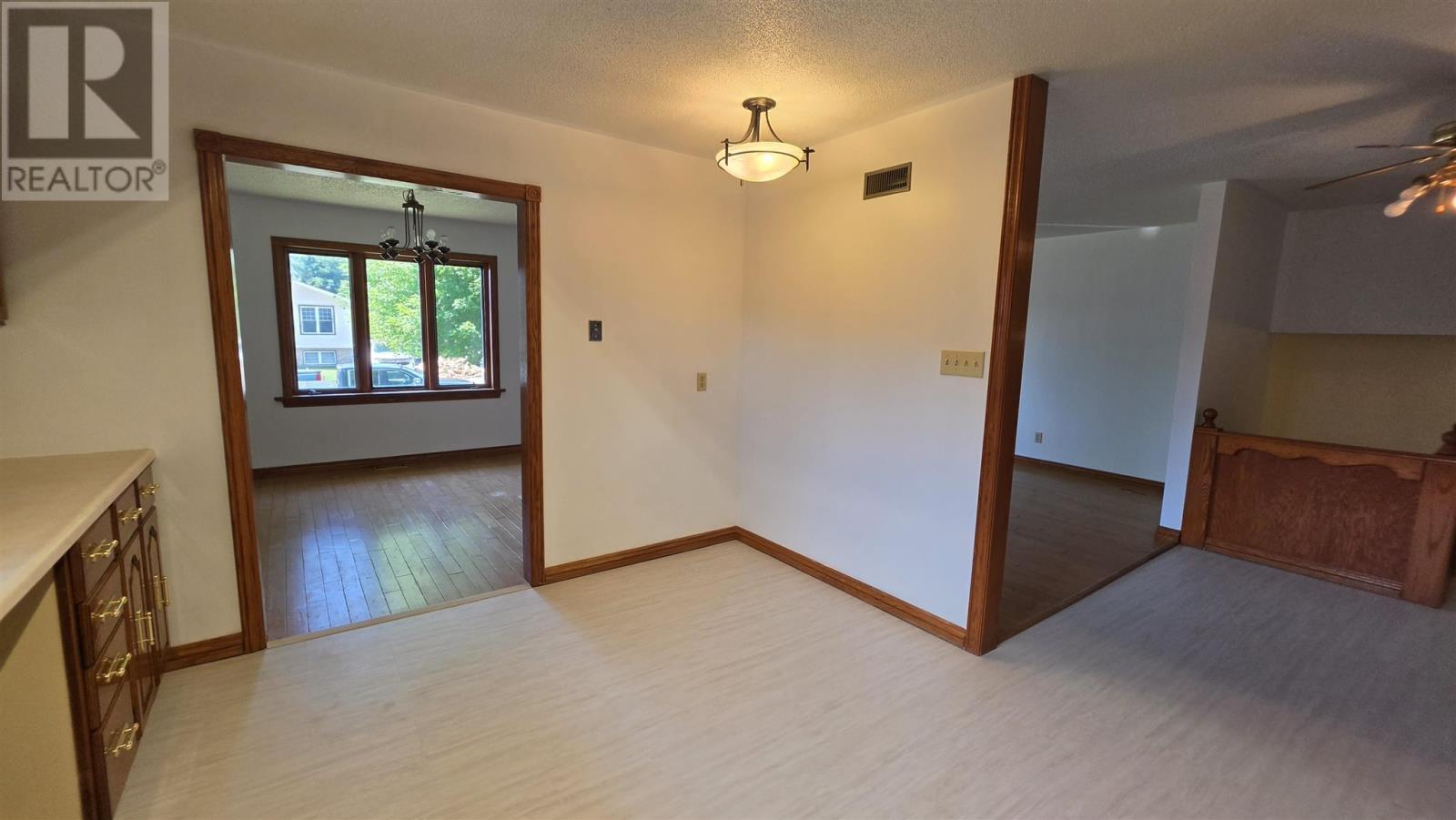 53 Robin St, Sault Ste. Marie, ON - Indoor Photo Showing Other Room