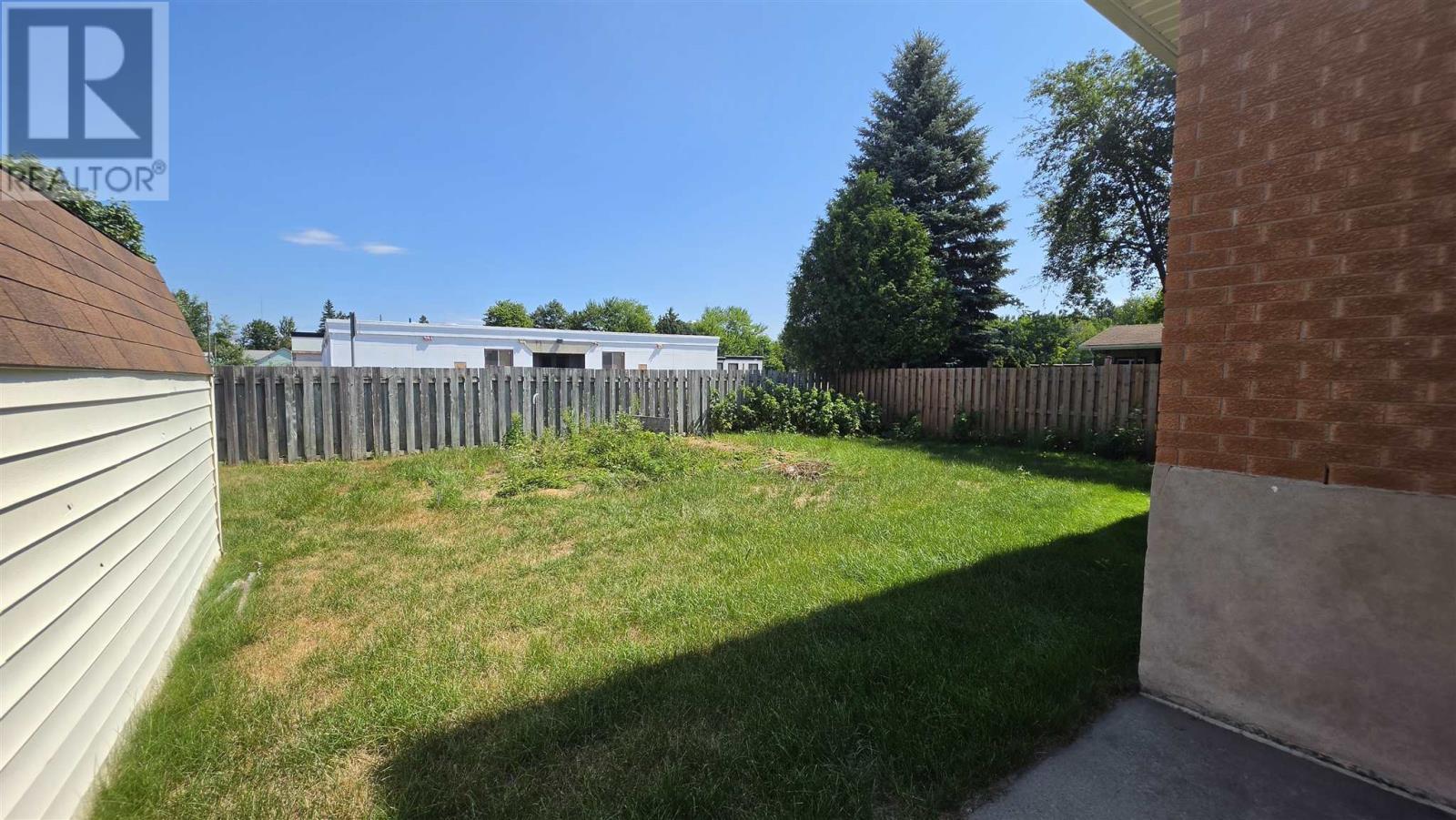 53 Robin St, Sault Ste. Marie, ON - Outdoor