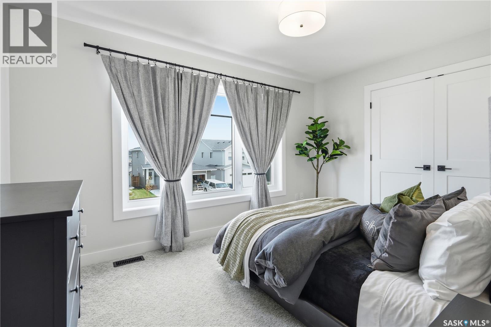 246 Prasad Manor, Saskatoon, SK - Indoor Photo Showing Bedroom